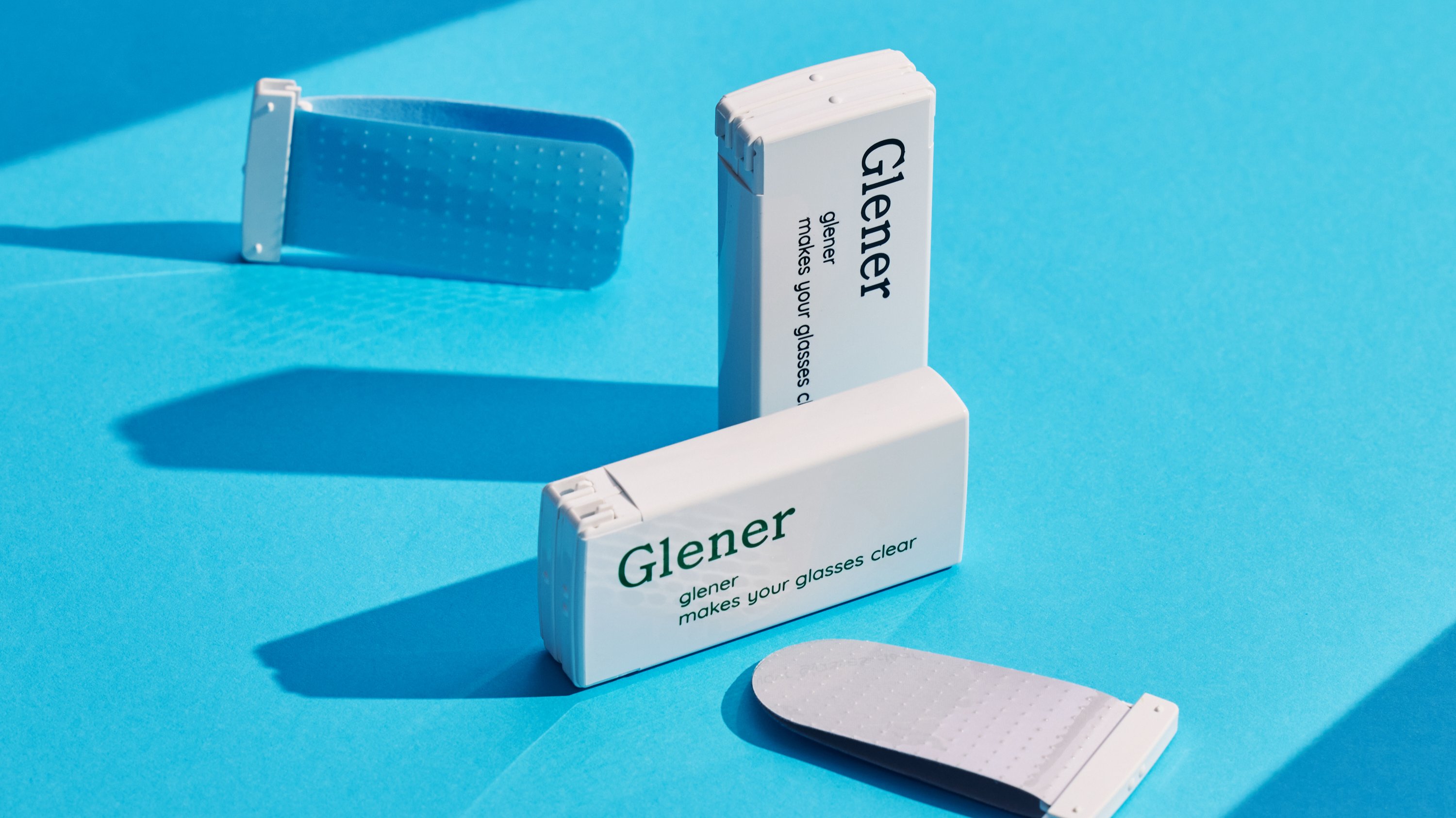 [Made in Korea] Clean Anytime Anywhere with the Easy & Handy Glanner Portable Glasses Cleaner!