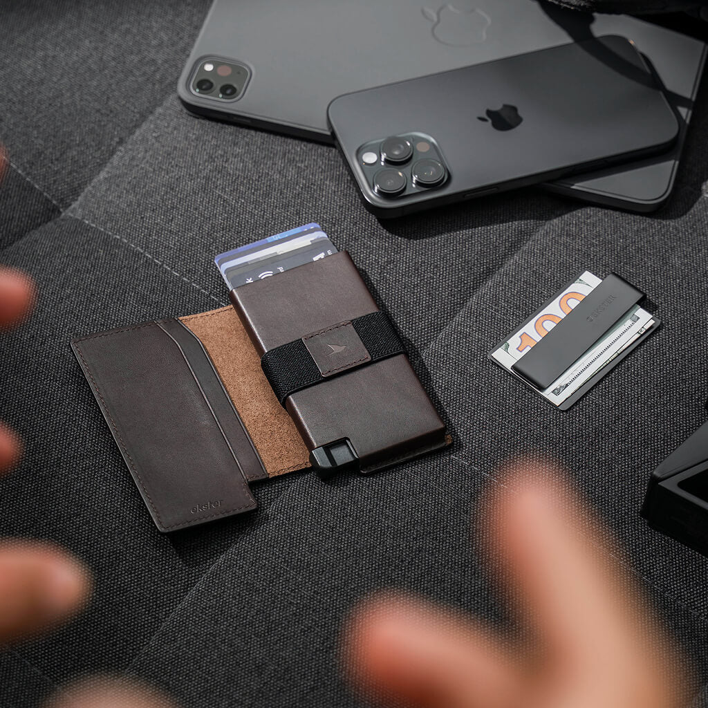 Wallet_Pro_-_Brown_Infograph_03_928887e4-8a01-4206-ba88-0e1c35f7e1ba.png