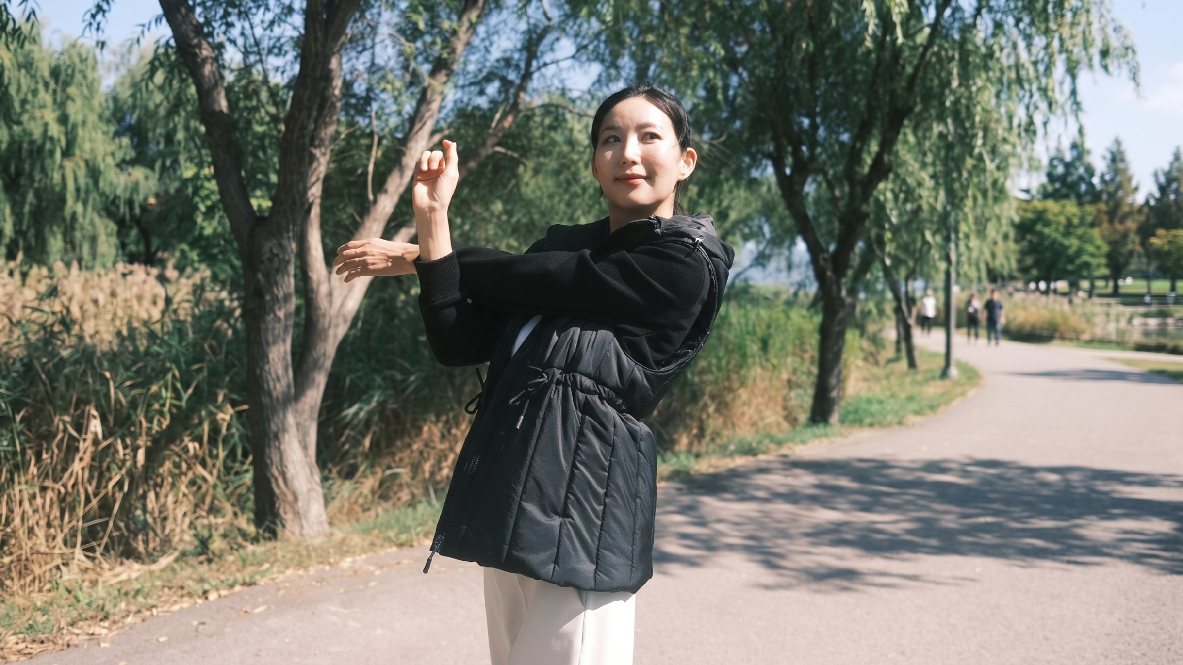 필요한 것만 담은 파크골프 스윙 하이브리드 패딩